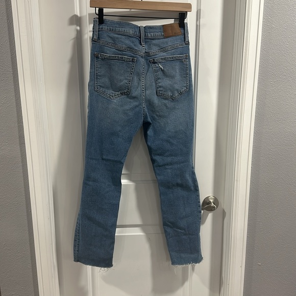⭐️SOLD⭐️ Madewell Distressed Perfect Vintage Jean - Picture 11 of 14